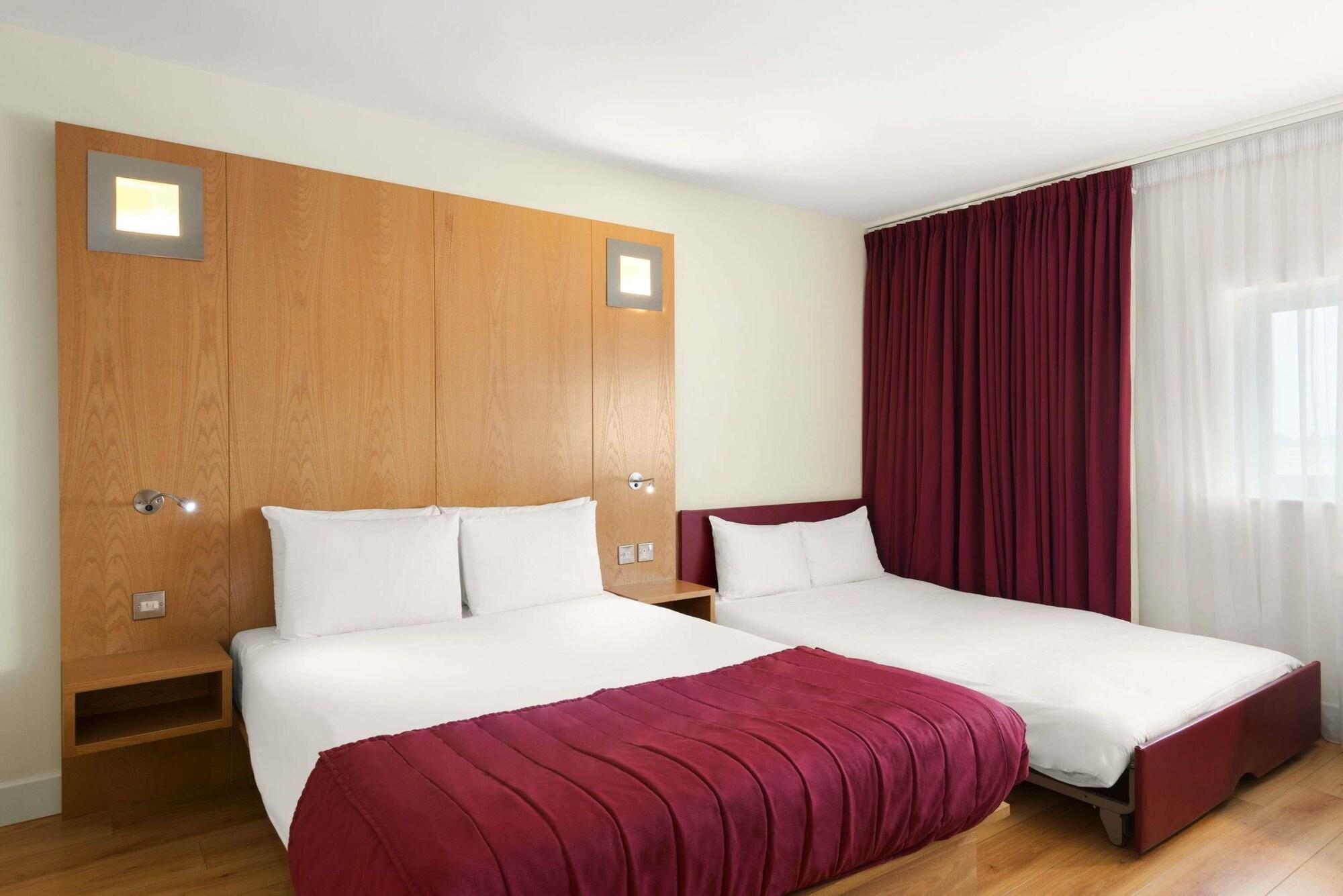Ramada Encore Doncaster Exteriér fotografie